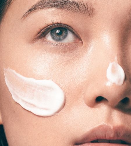 4 Natural Products to Treat and Prevent Breakouts