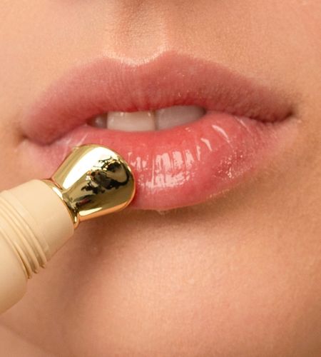 What are Peptides and Why Do You Need Them in Your Lip Care?